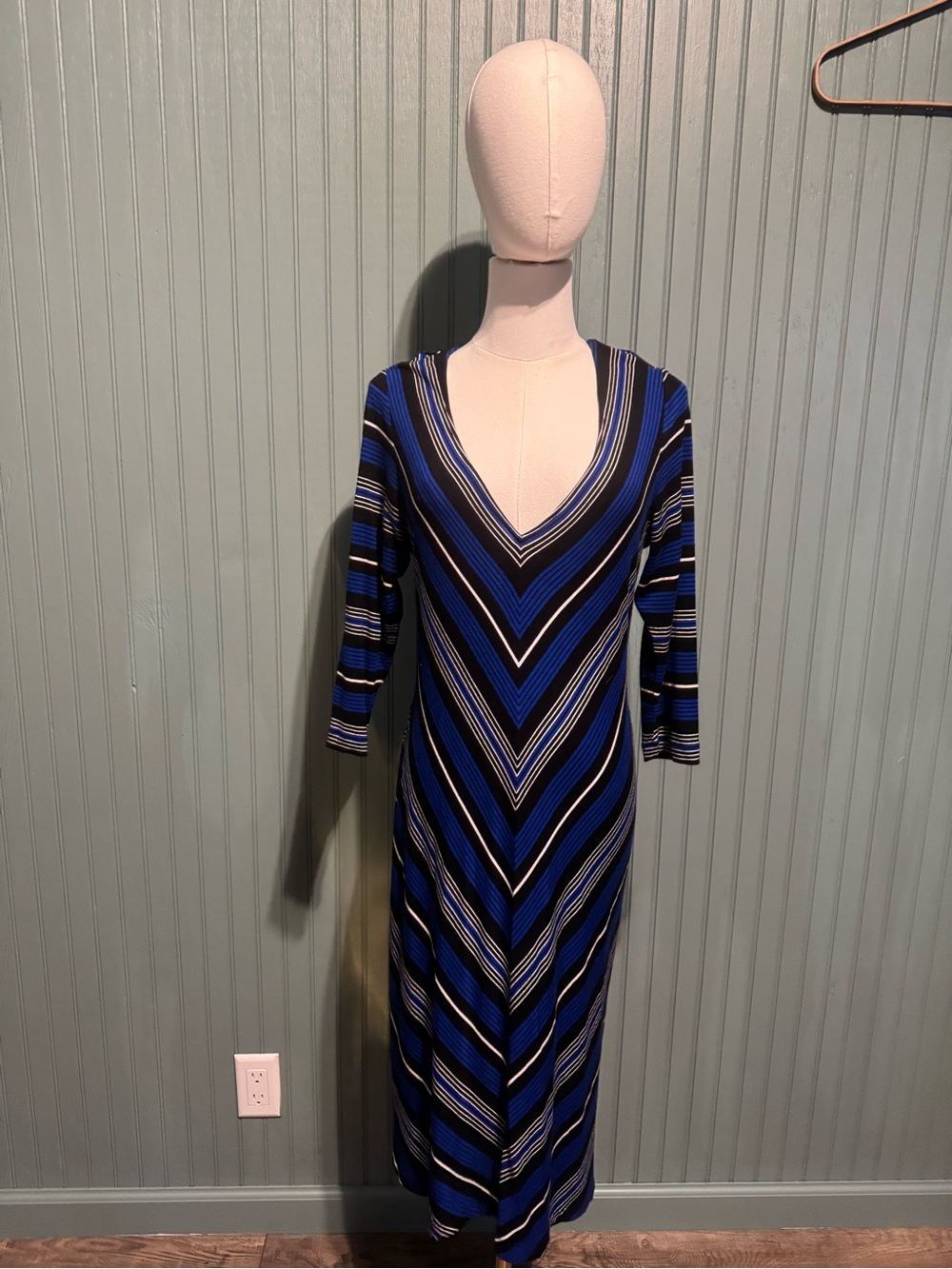 Calvin Klein Black & Blue Chevron V-Neck Maxi Dress